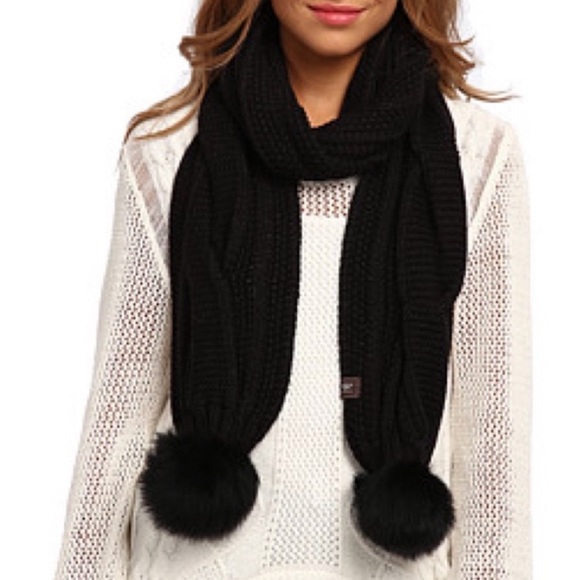 UGG Nyla Cable Knit Wool Scarf with Shearling Fur Pom Poms White Gray Specks - Picture 5 of 7